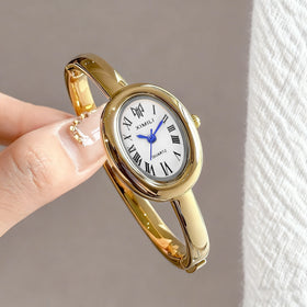 Reloj de Dama Ovalado con Esfera Romana